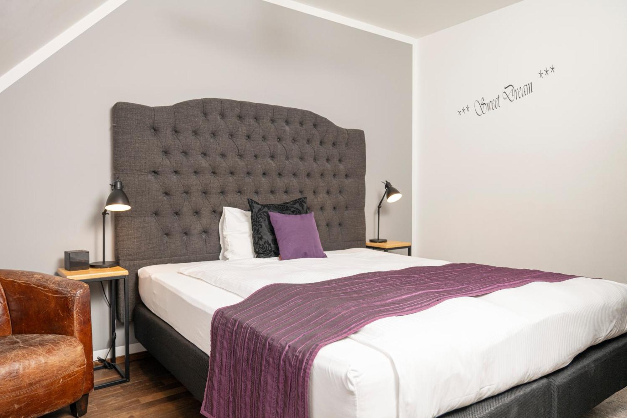 Boutique Hotel Weisses Kreuz - Adult Only Hotel Lucerne Bagian luar foto