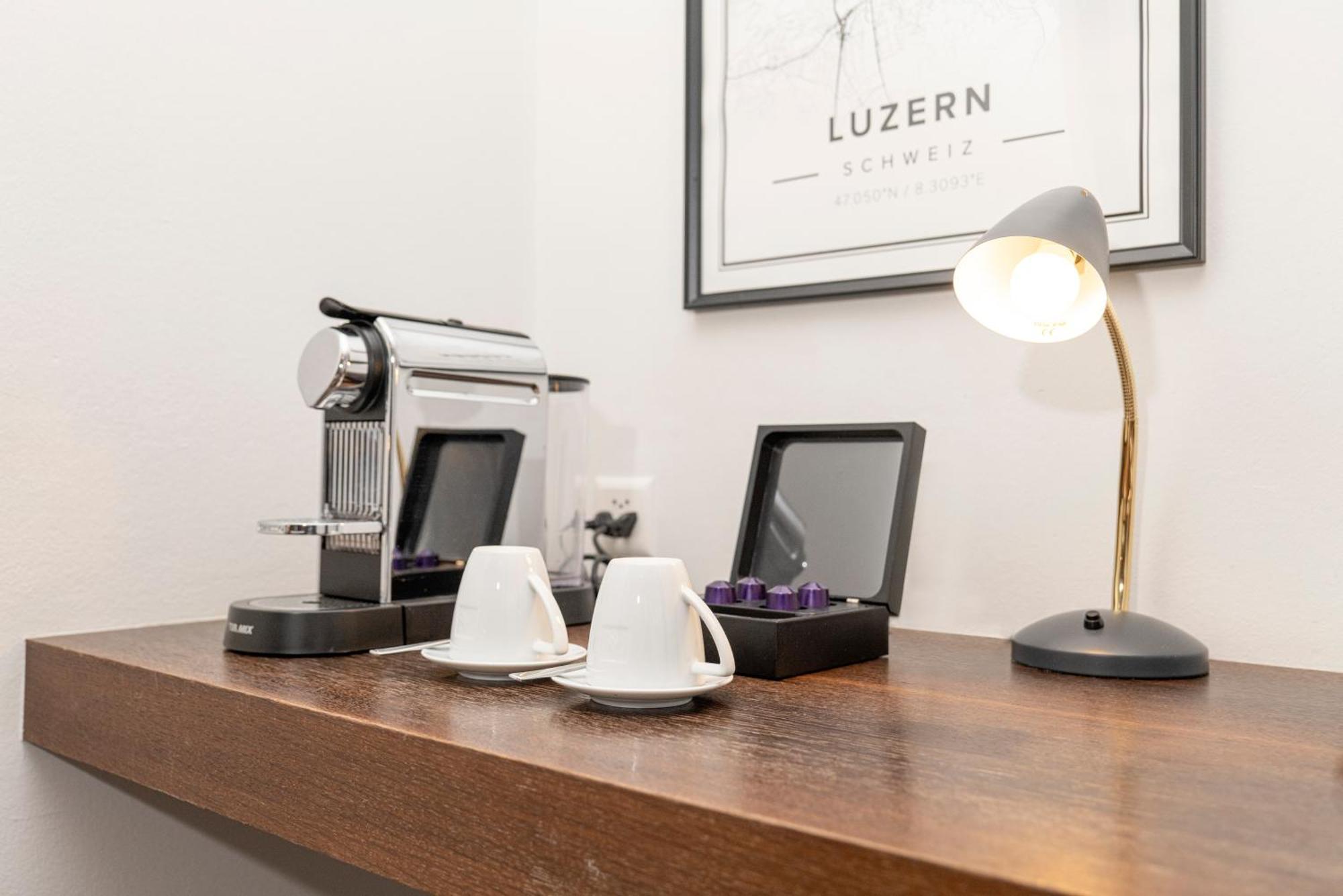 Boutique Hotel Weisses Kreuz - Adult Only Hotel Lucerne Bagian luar foto