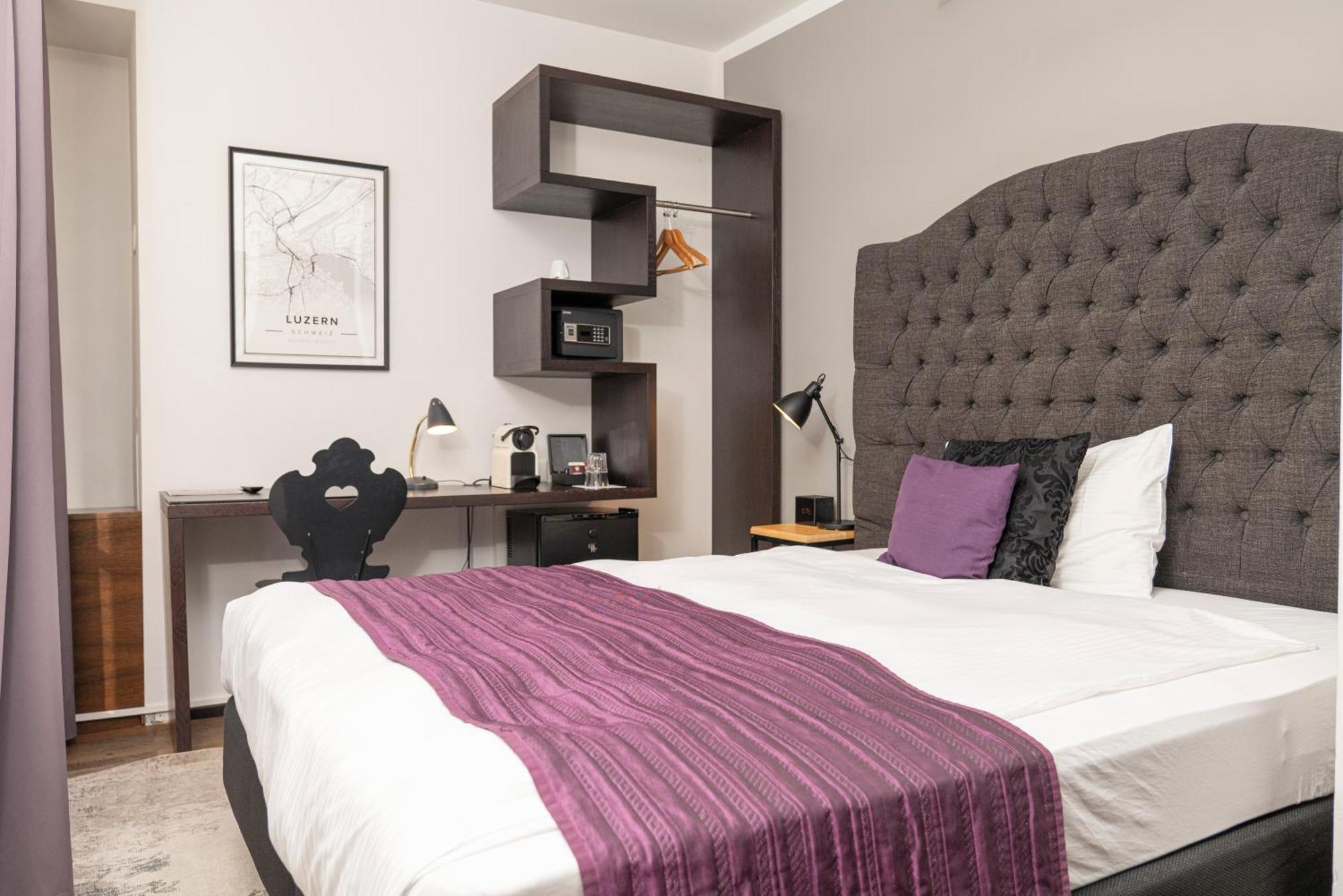 Boutique Hotel Weisses Kreuz - Adult Only Hotel Lucerne Bagian luar foto